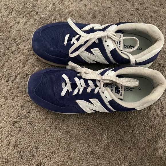 New Balance 574 - Picture 2 of 3